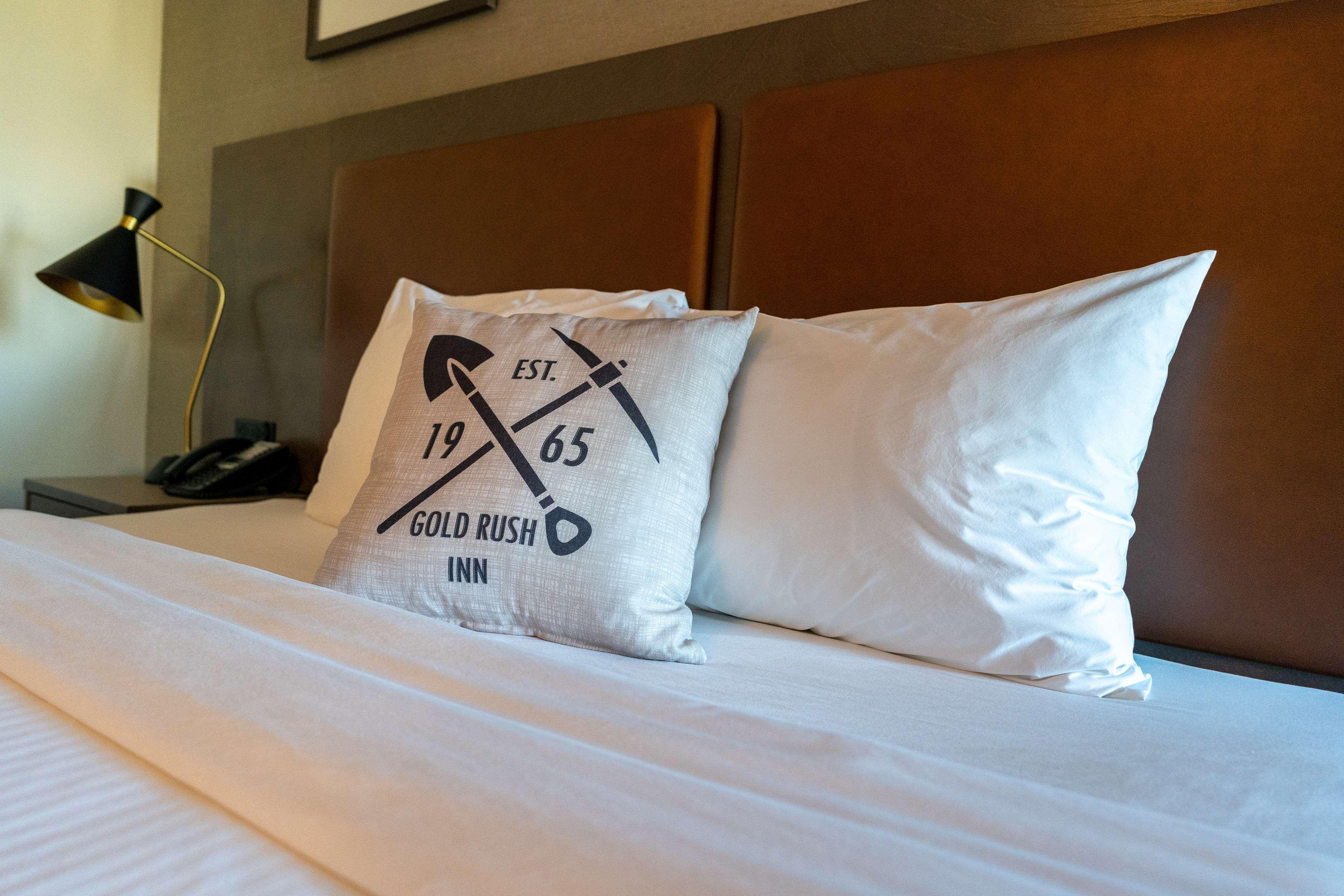Best Western Gold Rush Inn Whitehorse Buitenkant foto