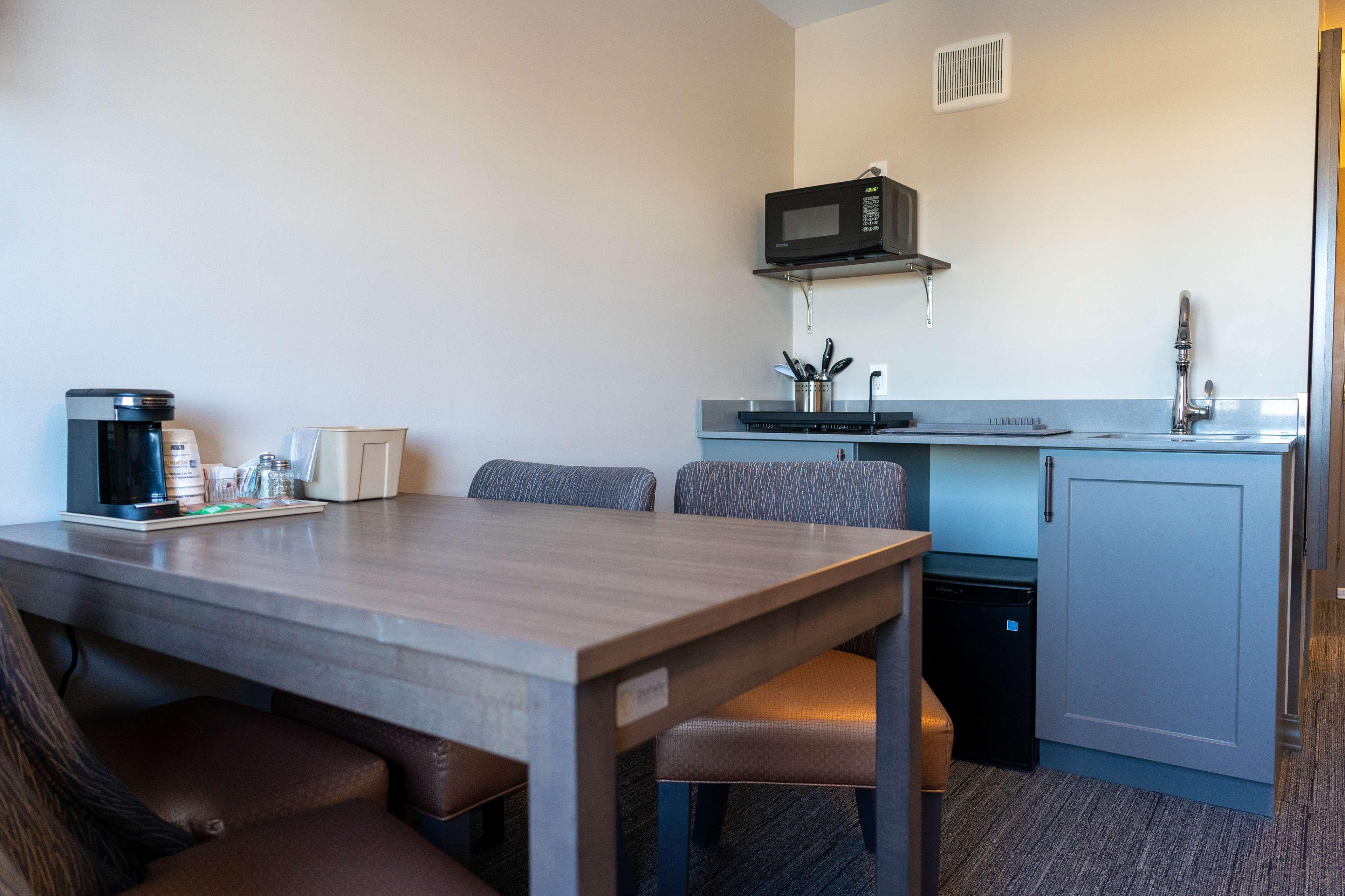 Best Western Gold Rush Inn Whitehorse Buitenkant foto