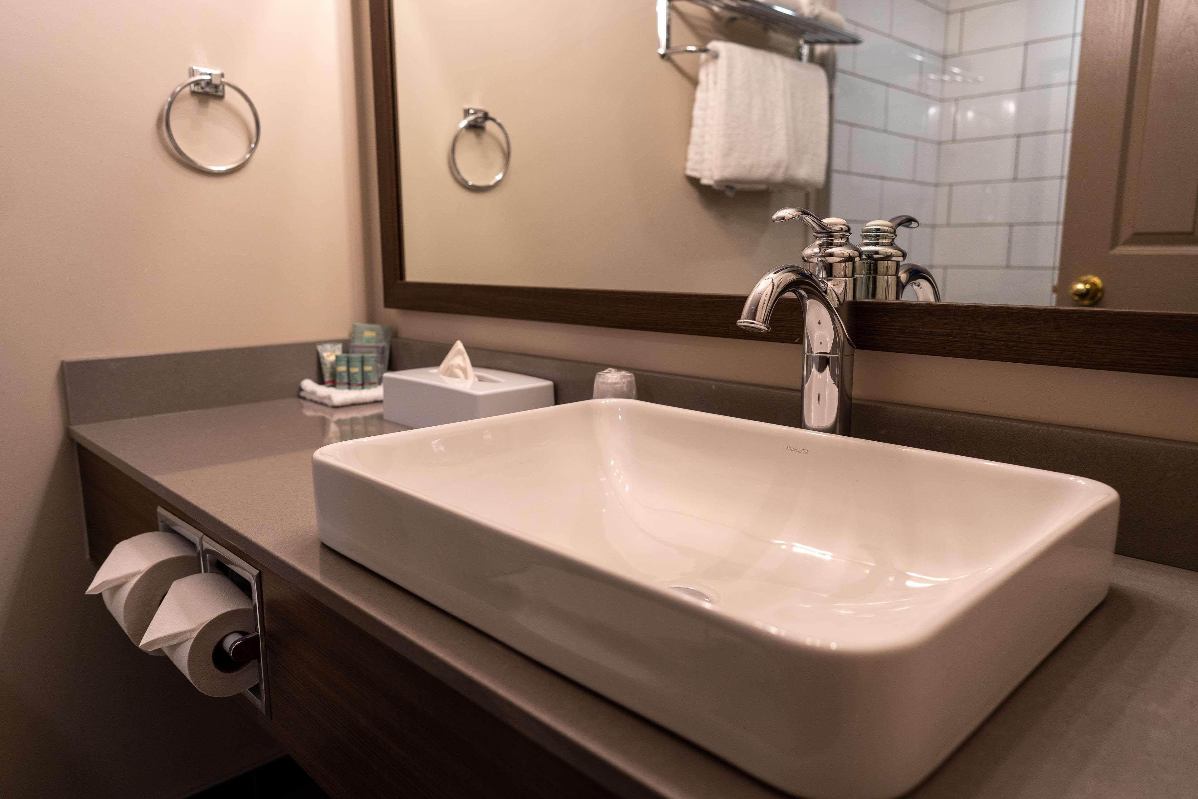 Best Western Gold Rush Inn Whitehorse Buitenkant foto