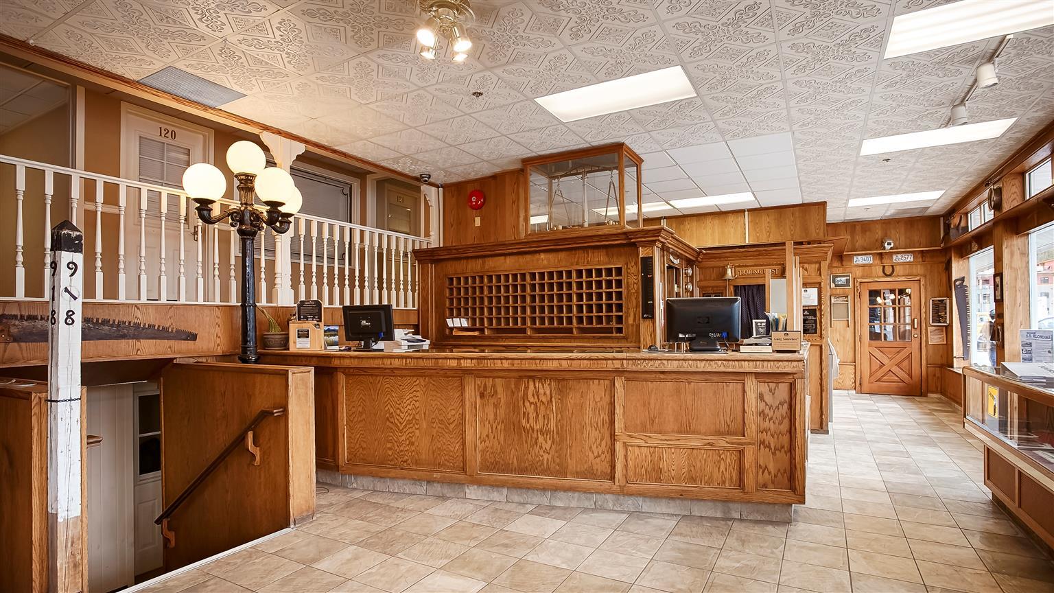 Best Western Gold Rush Inn Whitehorse Buitenkant foto